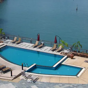 Hotel Ramada By Wyndham Langkawi Marina Kuah
